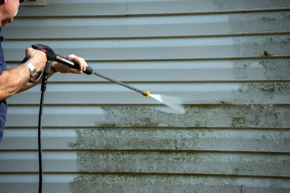 Pressure Cleaning & Power Washing (2)
